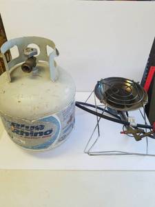 lot 23 image: Propane heater and bottle