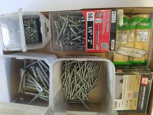 lot 43 image: Screws and shims