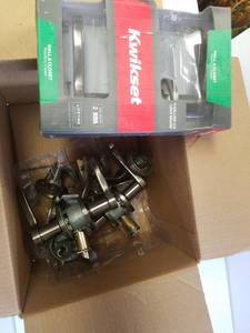 lot 45 image: Kwikset door handle and more