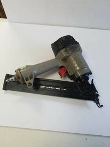 lot 54 image: Porter Cable air brad nailer 15gauge