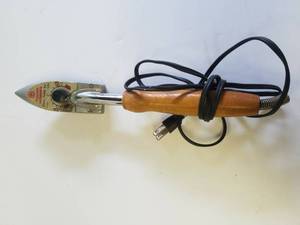 lot 64 image: Tower Hobbies Custom Sealing Iron