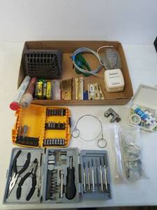 lot 83 image: Screw driver tips Miscellaneous