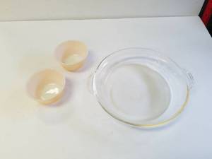 lot 96 image: Fire king dishes