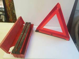 lot 188 image: three emergency triangles folding with box