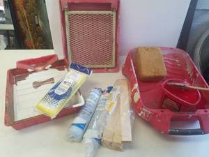 lot 192 image: Painting supplies