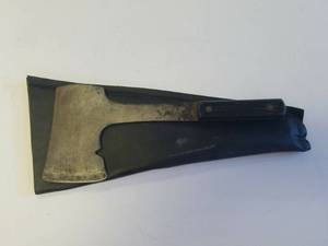 lot 805 image: Vintage Hatchet