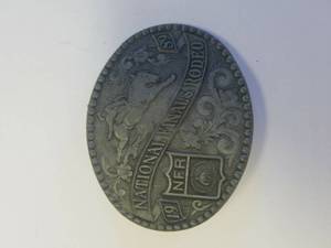 lot 809 image: National Finals Rodeo 1989 limited edition belt buckle
