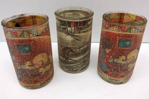 lot 517 image: 3 Vintage Holiday Candle Holders