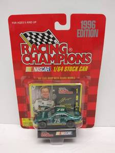 lot 550 image: Racing Champions 164 Scale Diecast with Deluxe Wheels  1996 Edition  #75 Morgan Shephard