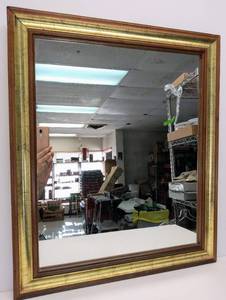 lot 609 image: Nice Ornate WoodGold Trim Mirror  26 x 22