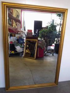 lot 610 image: Beautiful 40 x 27� Large Mirror