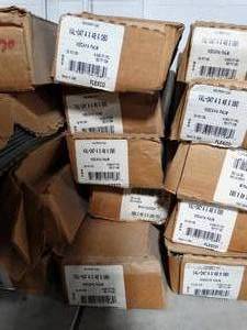 lot 2707 image: Flexco 047 Viscaya Palm 4 Vinyl Cove Molding, Approx 150 Pieces