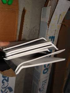 lot 2718 image: FLEXCO 4-in W x 120-ft L Vinyl Wall Base, 9 Pieces