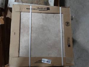 lot 2733 image: Florida Tile Terrace 18 x 18 Wicker Bisque,  Approx 28 Pieces