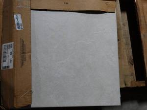 lot 2741 image: Florida Tile Savannah 18 x 18 Magnolia White  ,  Approx 13 Pieces