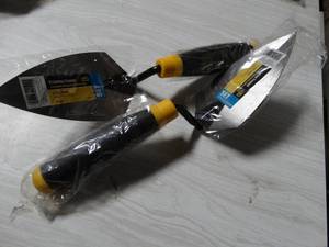 lot 2812 image: Lot of 2 brand new 5-12 in. Pointing Trowels