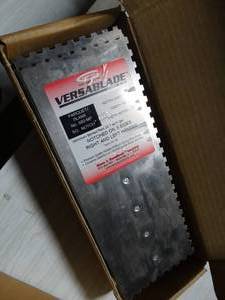 lot 2816 image: lot of 12 Gundlach No. 680(notch) Versablade Trowel Blades