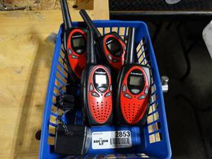 lot 2853 image: Lot of 4 Walkie Talkies
