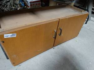 lot 2864 image: Wooden cabinet