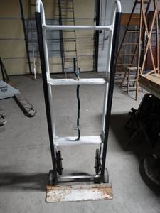 lot 2945 image: Appliance Dolly