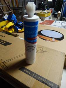lot 2966 image: momentive rtv 230 white adhesive