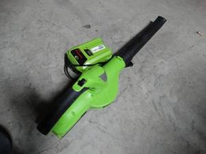 lot 2967 image: Green Electric Leaf Blower with Battery and Charger  Works