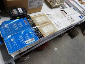 lot 8888 image: 6 sets of mini blinds