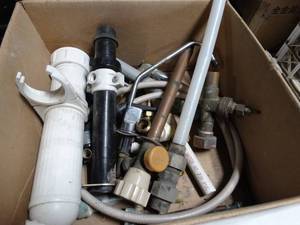 lot 8889 image: misc plumbing Lot