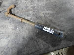 lot 8896 image: Crescent Company Staple Puller