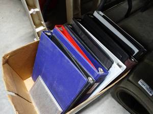 lot 8903 image: Lot of Binders