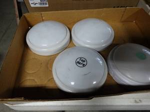 lot 8944 image: Lot of 4 Cordless Area Lights