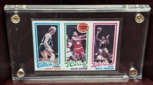 lot 85 image: 1980 TOPPS Larry Bird, Magic Johnson, & Julius Erving Card in Case