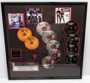 lot 9596 image: From Brooks & Dunn to KZSN - Pat Moyer  To Commemorate Sales  Wall Hanging