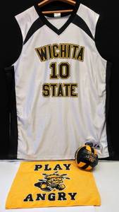 lot 9601 image: Vintage #10 WSU Jersey  Towel & Ball