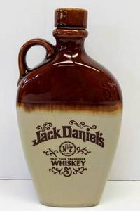lot 9602 image: Vintage Jack Daniels Old No. 7 Tennessee Whiskey Crock, Flatside Jug w Handle