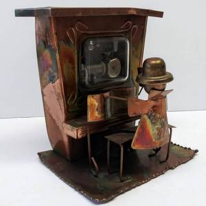 lot 9619 image: Copper Piano Man Music Box