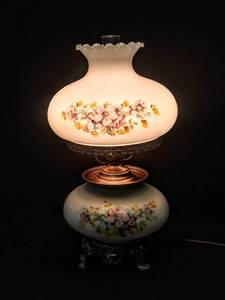 lot 9654 image: Beautiful Large Double Globe  Accurate Cast  Parlor  Hurricane, Table Lamp