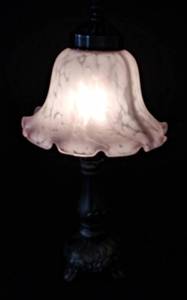 lot 9660 image: Antique Style Glass Mini Table Lamp