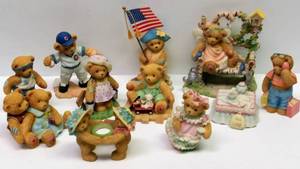 lot 9687 image: 11 Cherished Teddies Figurines  2003 & 2004
