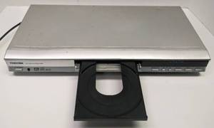 lot 9690 image: Toshiba Model # SD-3950SU   DVD Video Player