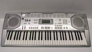 lot 106 image: Casio CTK-800 Portable Keyboard