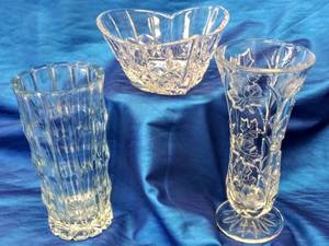lot 217 image: Waterford Signed Crystal Sweetheart Bowl Heart Shaped & 2 Vases