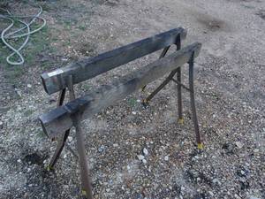 lot 3347 image: 2 folding saw horses