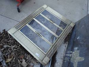 lot 3350 image: Brass fireplace doors