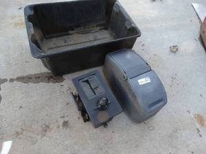 lot 3358 image: Club car, Golf ball washer & Storage container