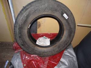 lot 3375 image: Fire Stone Steeltex Radial R4S LT225 75R16 115112R