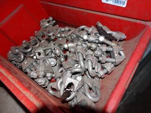 lot 3384 image: Large lot of clamps.