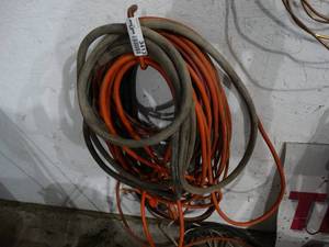 lot 3413 image: Lot of extension cords.