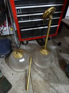 lot 3424 image: 2 Hanging light fixtures.