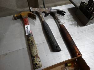lot 3467 image: 3 Hammers.